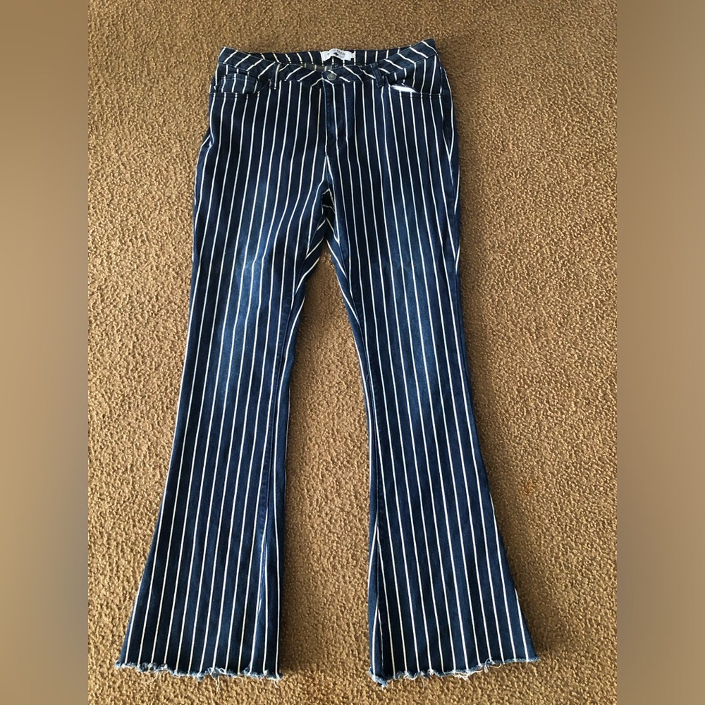 Crazy Train Women's Pinstripe Jeans Sz 9 /29 Dark Denim Frayed Hem Cowgirl Boho